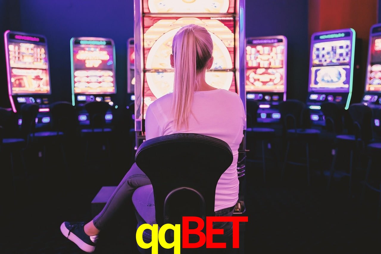 Mesa de Blackjack qqbet